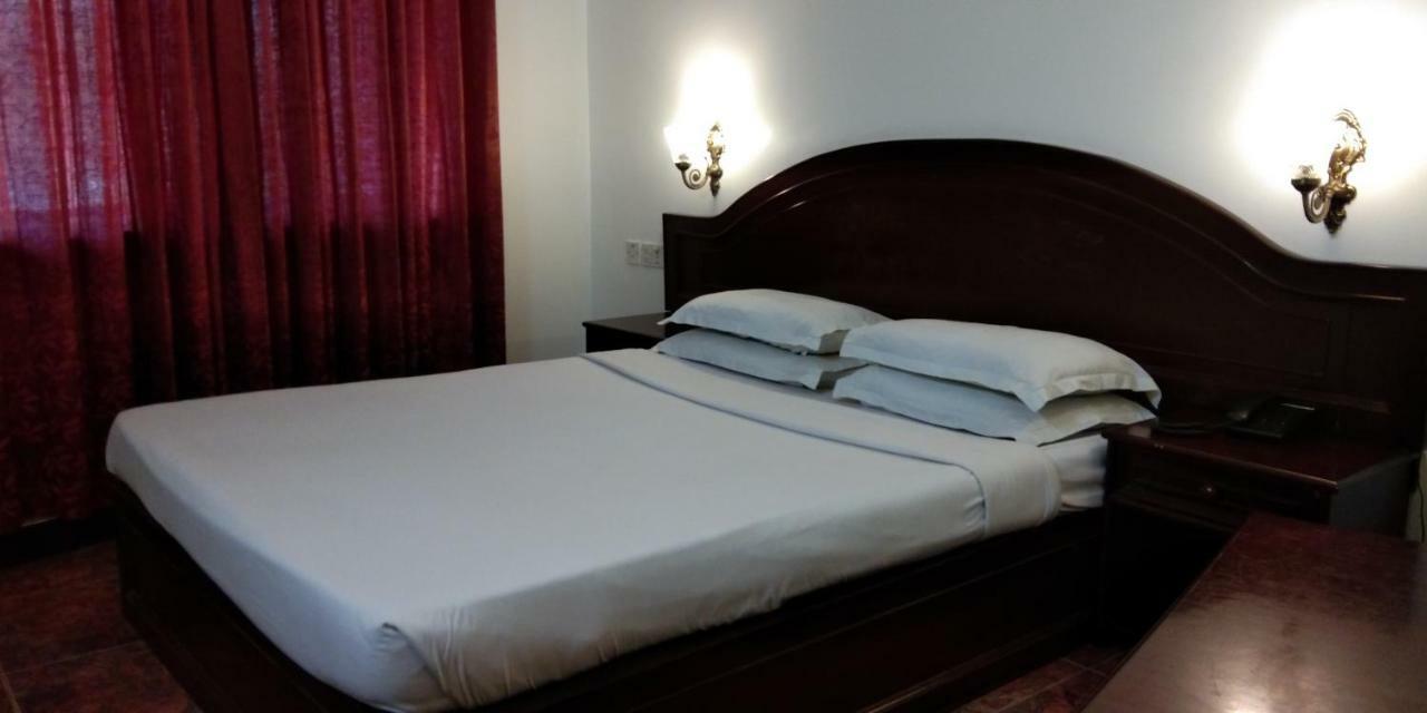 Hotel Residency Park Mangalore Eksteriør billede